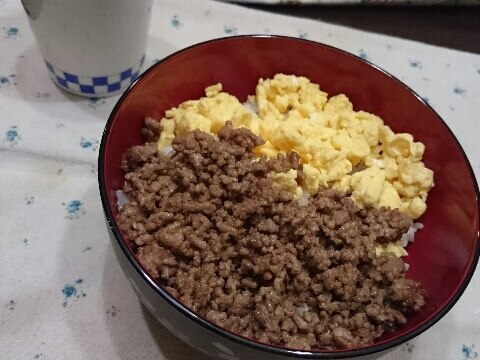 おかわりしちゃう！２色丼